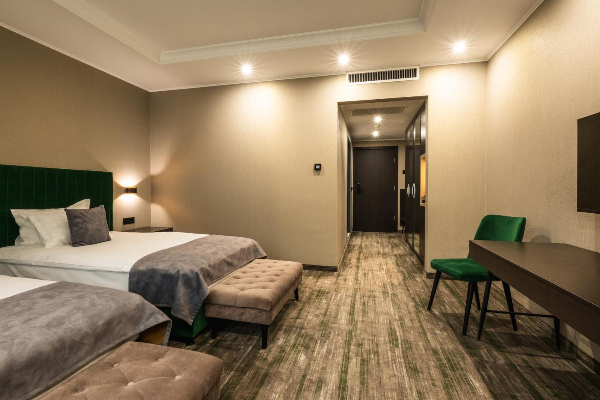 Empire Balneo & Spa Hotel Khisaria Eksteriør bilde